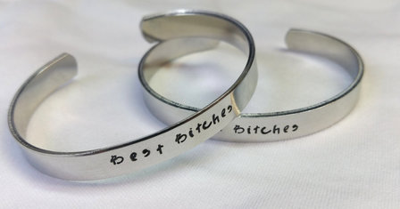 Armbanden set - Best Bitches