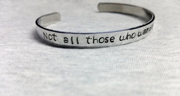 Armband - Not all those who wander alre lost